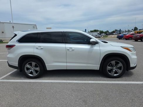 Used 2014 Toyota Highlander Limited FWD image 6