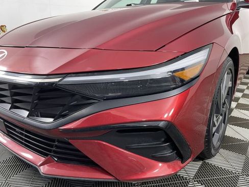 Used 2024 Hyundai Elantra SEL w/ Convenience Package image 47