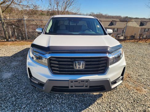Used 2023 Honda Ridgeline RTL-E image 2