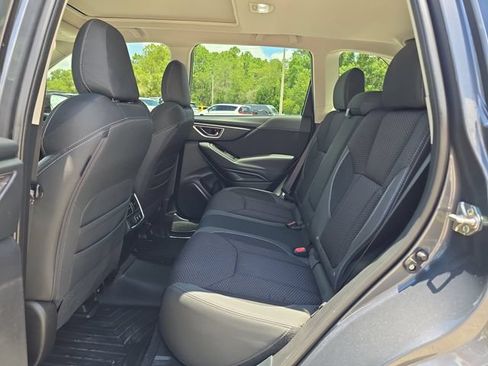 Used 2022 Subaru Forester Premium AWD/4WD image 13