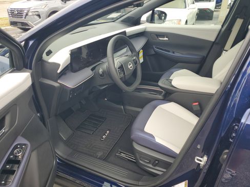 New 2026 Nissan Leaf SV+ image 8