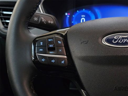 Used 2022 Ford Escape Titanium w/ Class II Trailer Tow Package image 33