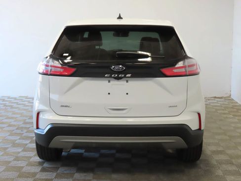 Used 2024 Ford Edge SEL AWD/4WD image 4