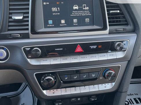 Used 2018 Hyundai Sonata SEL image 32