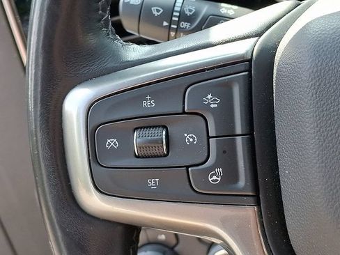 Used 2022 Chevrolet Silverado 1500 LT AWD/4WD image 20