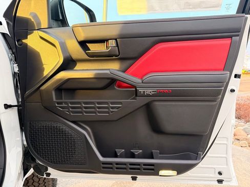 Used 2025 Toyota Tacoma TRD Pro image 28