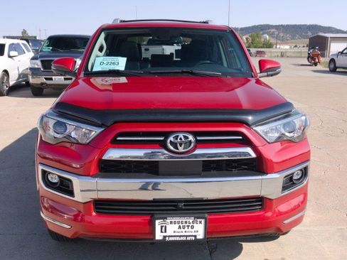 Used 2024 Toyota 4Runner Limited AWD/4WD image 6