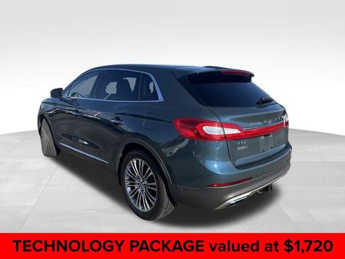 Used 2016 Lincoln MKX Reserve w/ Technology Package FWD image 3