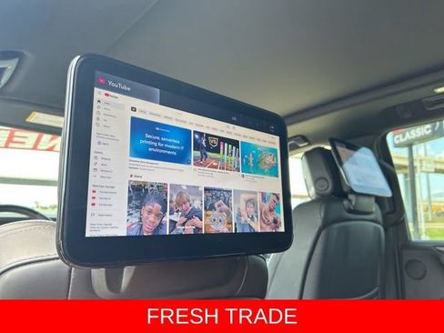 Used 2023 GMC Yukon Denali Ultimate AWD/4WD image 39