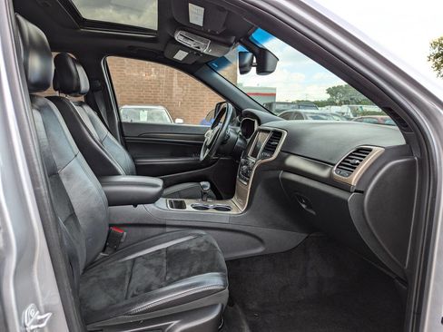 Used 2015 Jeep Grand Cherokee Altitude image 17