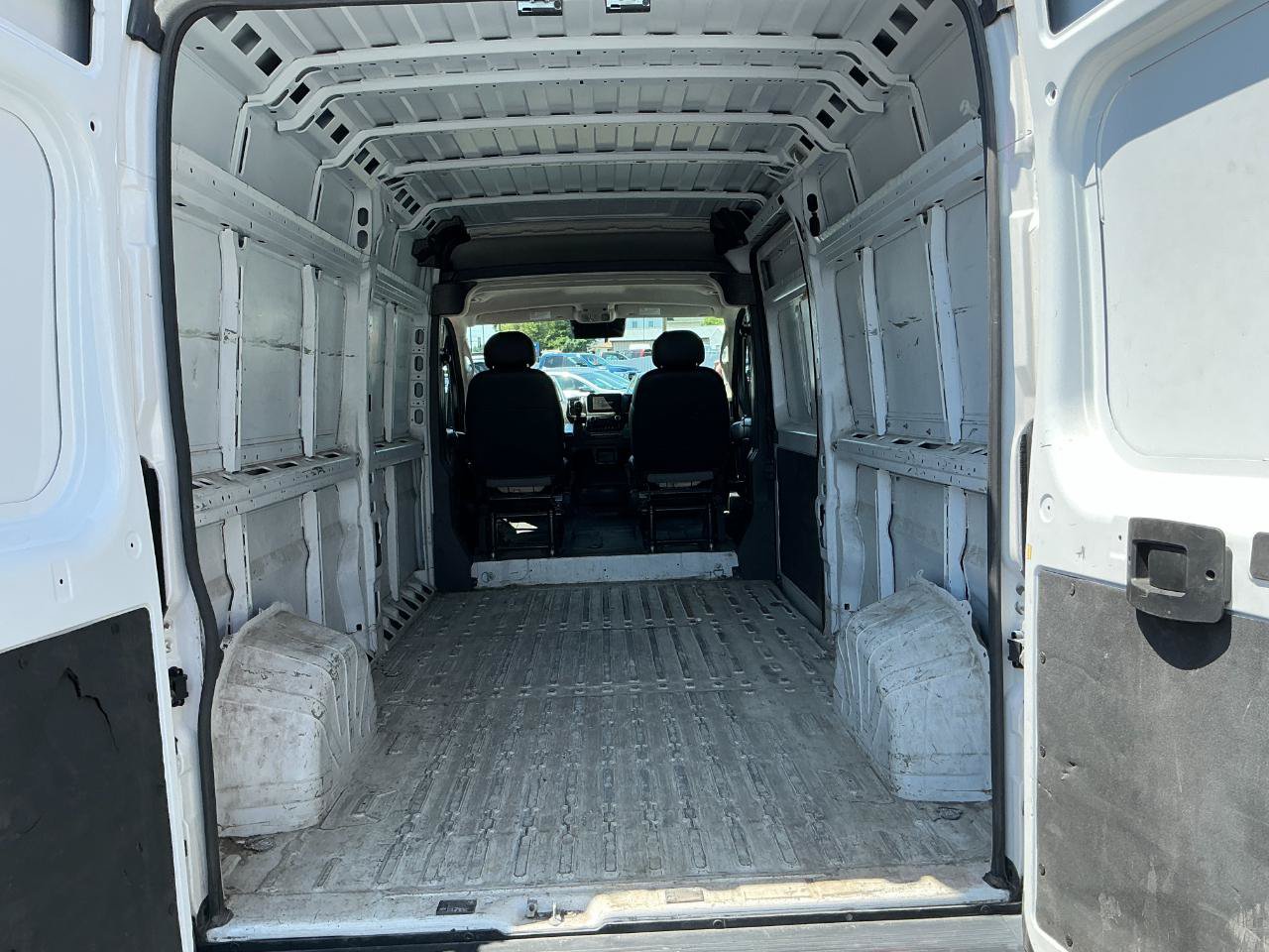 Used 2023 RAM ProMaster 2500 FWD image 21