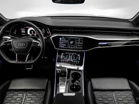 Used 2025 Audi RS 6 performance image 30
