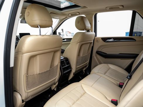 Used 2018 Mercedes-Benz GLE 350 w/ Premium 1 Package image 35