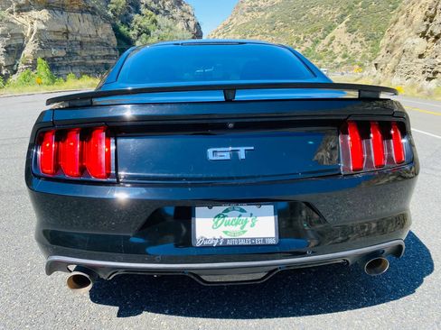 Used 2016 Ford Mustang GT RWD image 24