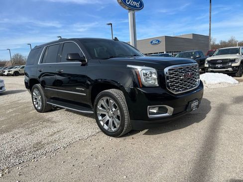 Used 2019 GMC Yukon Denali w/ Open Road Package image 2