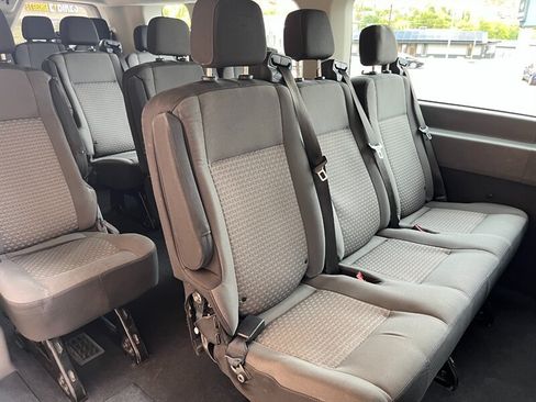 Used 2022 Ford Transit 350 XLT RWD image 14