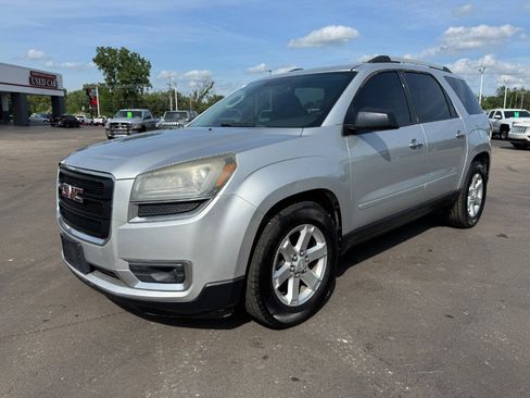 Used 2016 GMC Acadia SLE FWD image 1