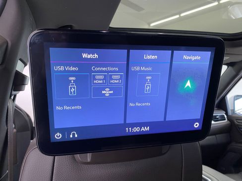 Used 2021 GMC Yukon Denali w/ Denali Premium Package image 29