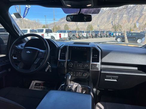 Used 2015 Ford F150 XLT w/ Equipment Group 302A Luxury image 21