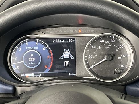 Used 2025 Nissan Versa SV w/ Trunk Package image 15