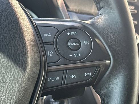 Used 2022 Toyota Camry SE w/ Convenience Package image 20