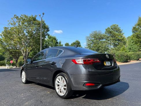 Used 2016 Acura ILX image 4