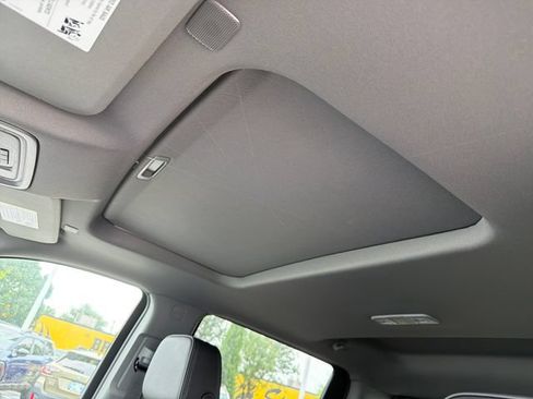 New 2026 GMC Sierra 1500 Denali w/ Denali Reserve Package AWD/4WD image 16