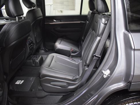 New 2025 Jeep Grand Cherokee L Limited w/ Black Appearance Package image 7