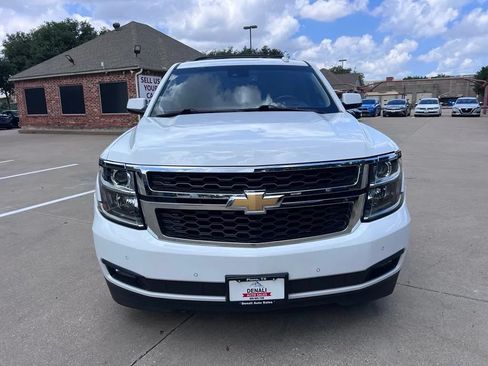 Used 2019 Chevrolet Suburban LT w/ Texas Edition Package RWD image 4