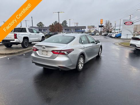 Used 2023 Toyota Camry LE image 5