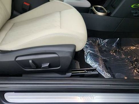 Used 2025 MINI Cooper S FWD image 43