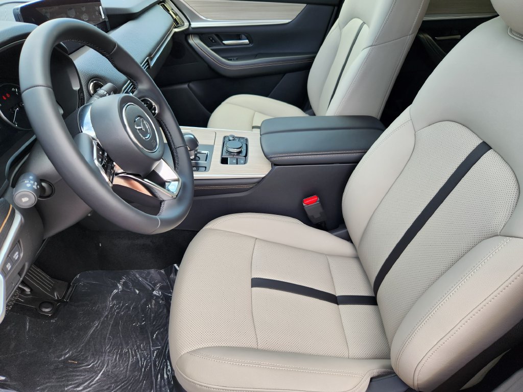 New 2026 MAZDA CX-90 3.3 Turbo w/ Preferred Package AWD/4WD image 4