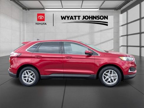 Used 2024 Ford Edge SEL AWD/4WD image 6