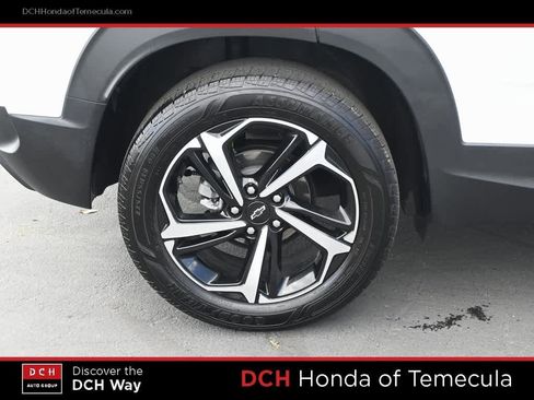 Used 2023 Chevrolet TrailBlazer RS w/ Technology Package image 23