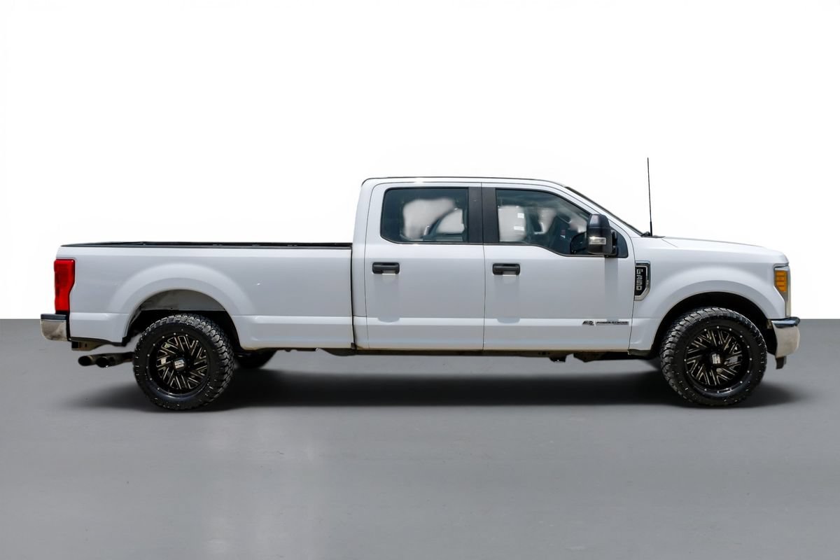 Used 2017 Ford F350 XL w/ Power Equipment Group RWD image 5