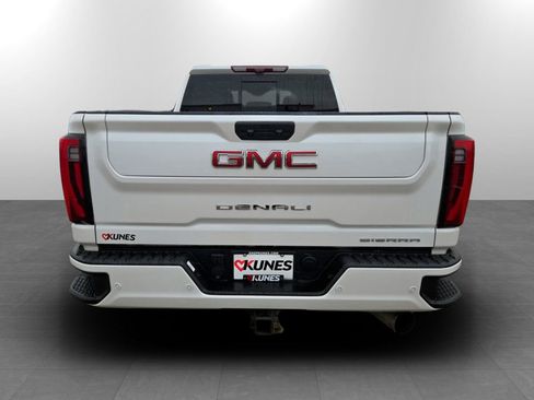 Used 2024 GMC Sierra 2500 Denali w/ Denali Reserve Package AWD/4WD image 8