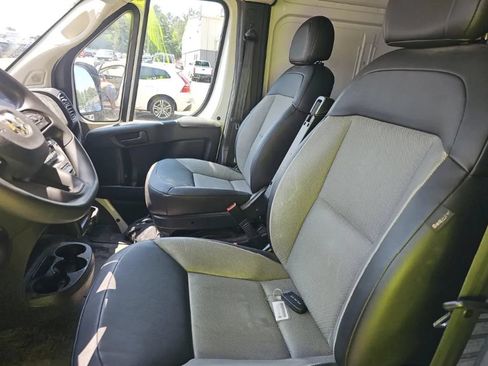 Used 2025 RAM ProMaster 2500 w/ Convenience Group FWD image 6