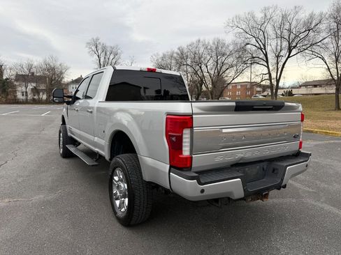 Used 2017 Ford F250 Platinum w/ Platinum Ultimate Package image 7