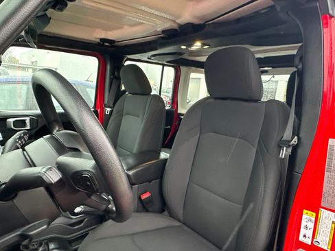 Used 2019 Jeep Wrangler Unlimited Sport image 20