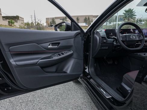 New 2026 Nissan Sentra SR w/ Floor Mat Package image 11