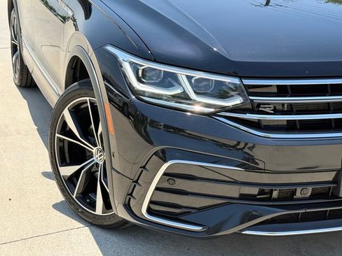 Used 2024 Volkswagen Tiguan SEL R-Line AWD/4WD image 4