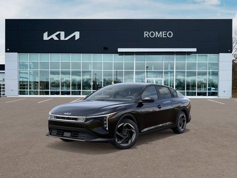 New 2025 Kia K4 EX image 1