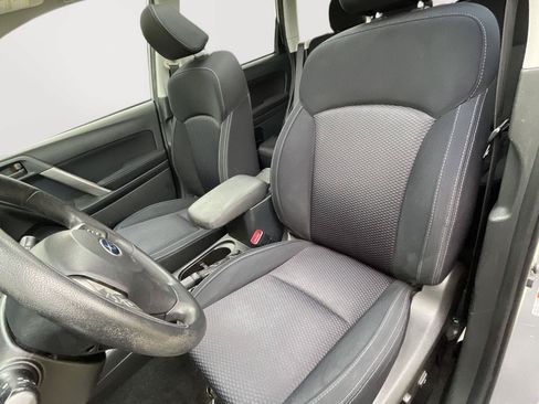 Used 2015 Subaru Forester 2.5i Premium w/ All-Weather Package AWD/4WD image 7