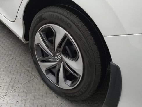 Used 2020 Honda Civic LX image 31