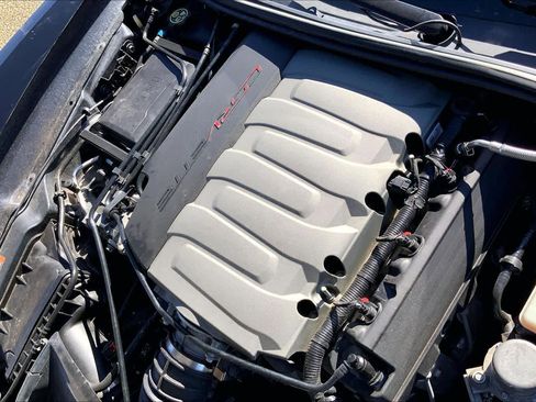 Used 2017 Chevrolet Corvette Stingray Coupe image 32