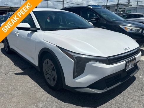 Used 2025 Kia K4 FWD image 1