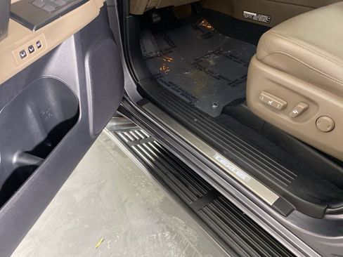 Certified 2023 Lexus GX 460 Luxury image 26