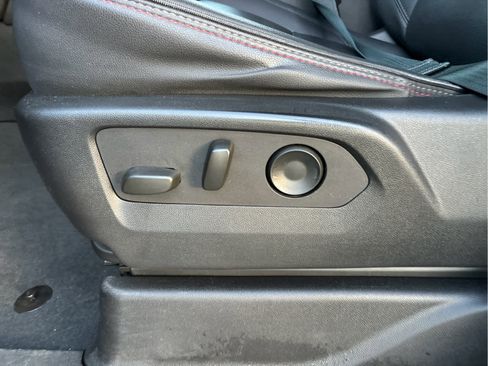 Used 2022 Chevrolet Tahoe RST w/ Luxury Package image 9