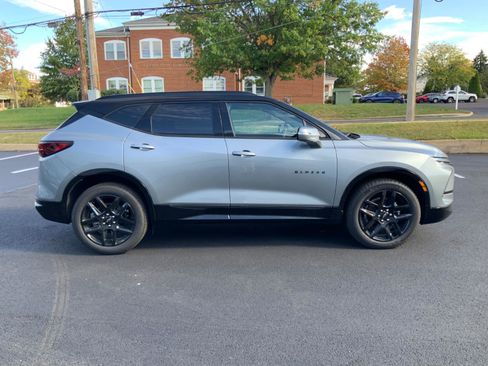 New 2025 Chevrolet Blazer RS w/ Driver Confidence II Package image 8