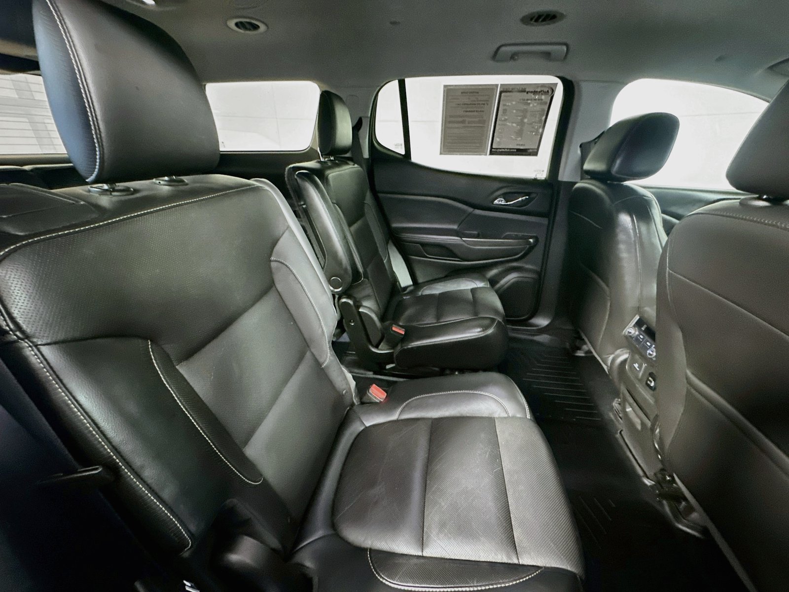 Used 2018 GMC Acadia SLT FWD image 28